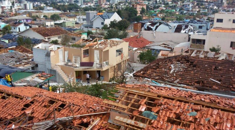 Tornado devastou diversas áreas da cidade de Xanxerê